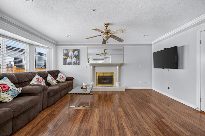 Photo 10 at 1033 E 39th Avenue, Fraser VE, Vancouver East