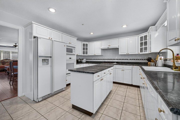 Photo 14 at 1033 E 39th Avenue, Fraser VE, Vancouver East