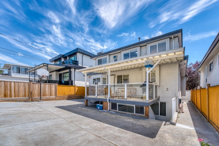 Photo 39 at 1033 E 39th Avenue, Fraser VE, Vancouver East