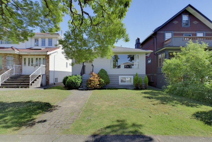 Photo 1 at 1280 E 27th Avenue, Knight, Vancouver East