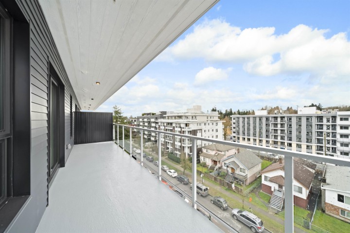 Photo 27 at 605 - 4928 Quebec Street, Main, Vancouver East