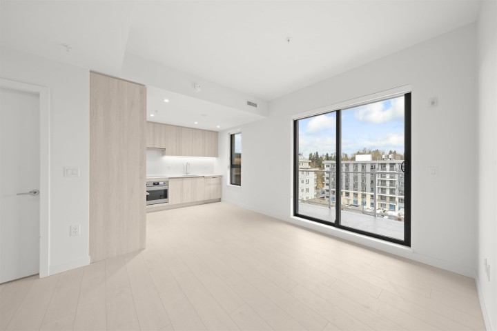 Photo 12 at 605 - 4928 Quebec Street, Main, Vancouver East