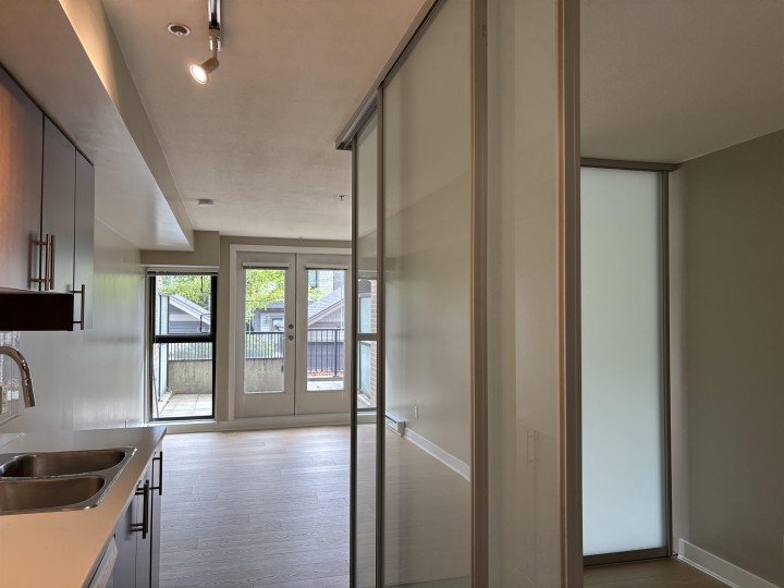 Photo 13 at 211 - 2150 E Hastings Street, Hastings, Vancouver East