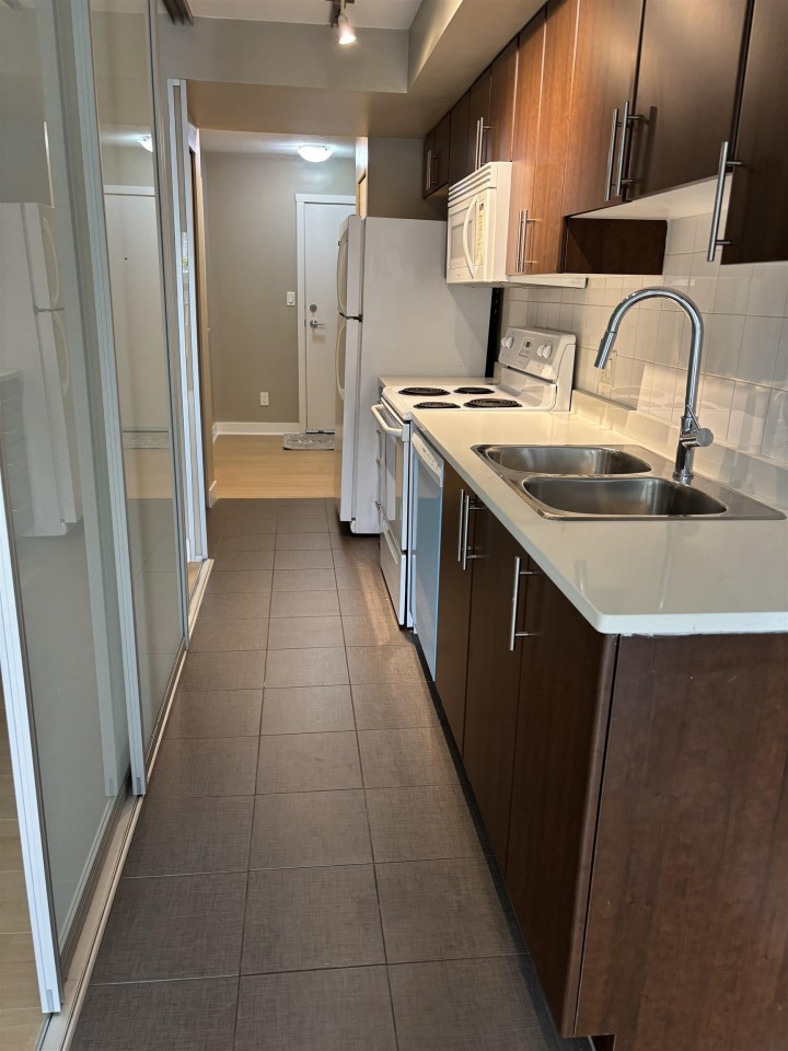 Photo 14 at 211 - 2150 E Hastings Street, Hastings, Vancouver East
