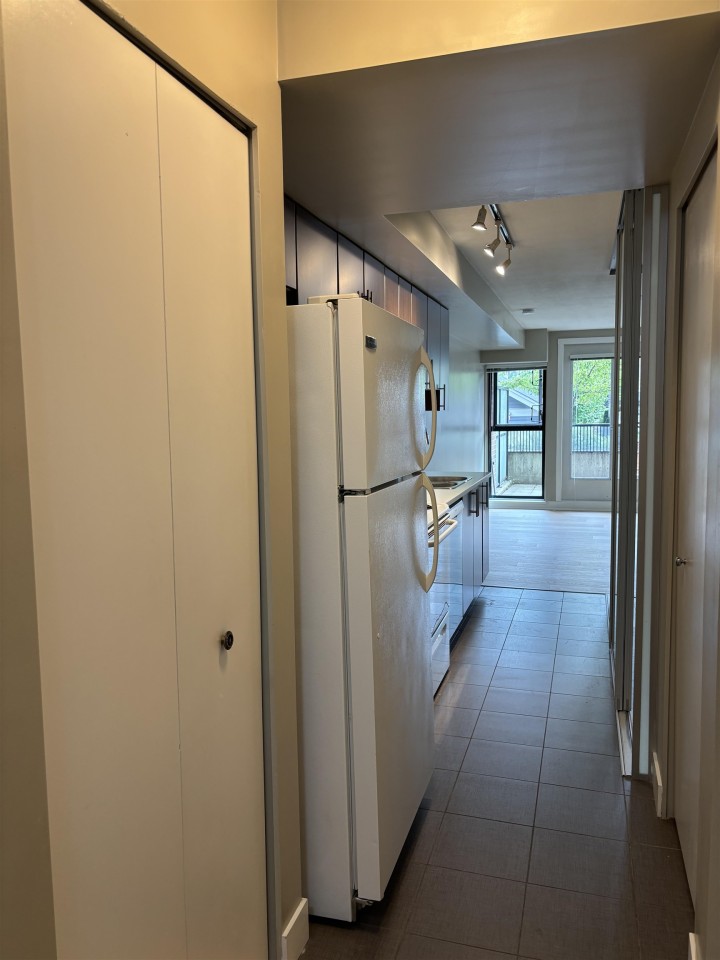 Photo 8 at 211 - 2150 E Hastings Street, Hastings, Vancouver East