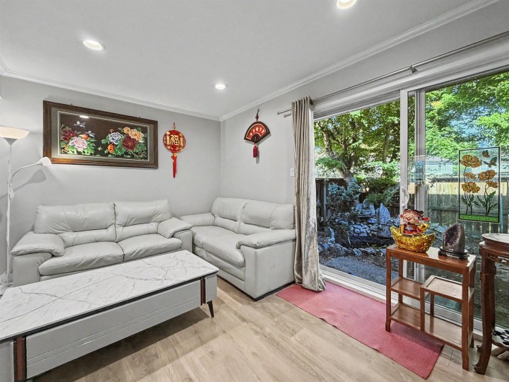 Photo 9 at 6878 Arlington Street, Killarney VE, Vancouver East