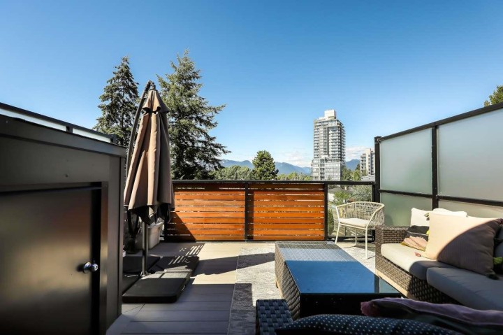 Photo 5 at 2288 E 33rd Avenue, Vancouver East