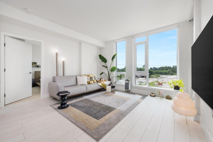 Photo 3 at 560 - 8575 Rivergrass Drive, South Marine, Vancouver East