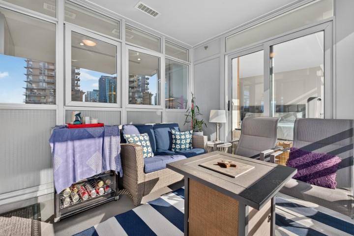 Photo 22 at 702 - 1205 W Hastings Street, Coal Harbour, Vancouver West