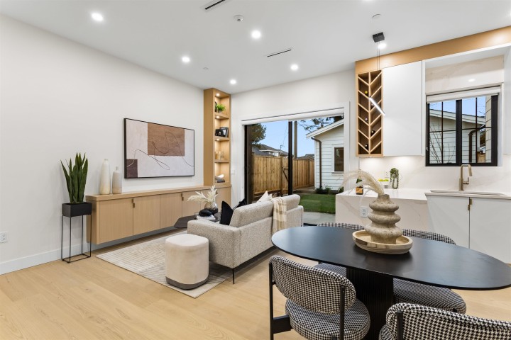 Photo 10 at 2 - 5306 Culloden Street, Knight, Vancouver East