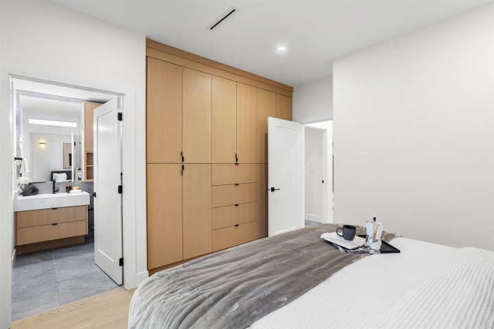 Photo 15 at 2 - 5306 Culloden Street, Knight, Vancouver East