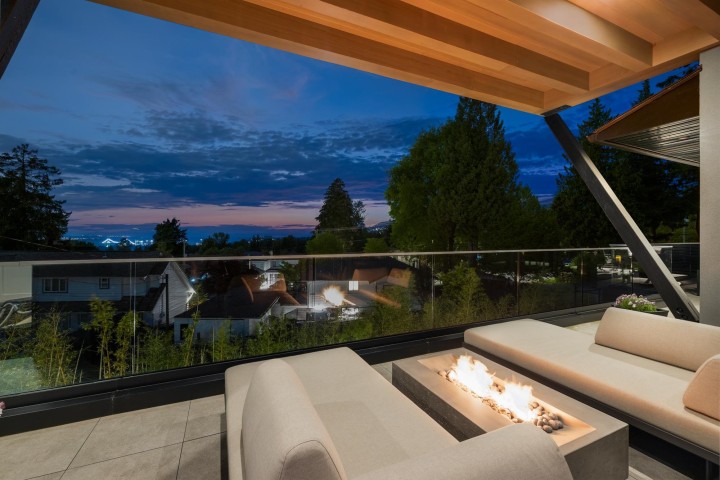Photo 9 at 255 Sandringham Crescent, Upper Lonsdale, North Vancouver