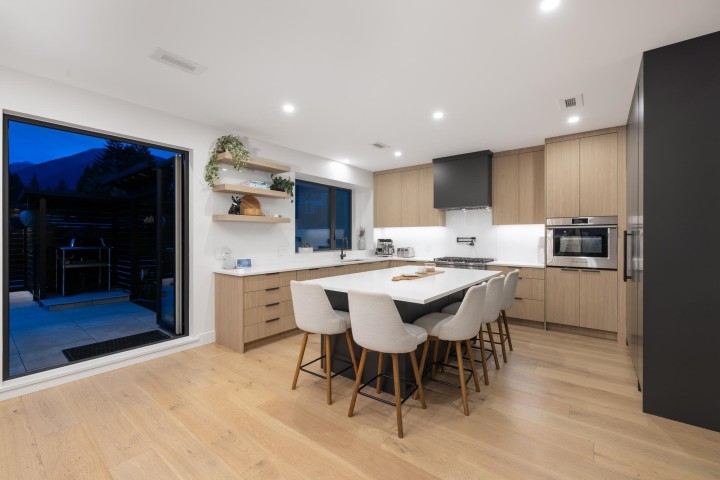 Photo 18 at 255 Sandringham Crescent, Upper Lonsdale, North Vancouver
