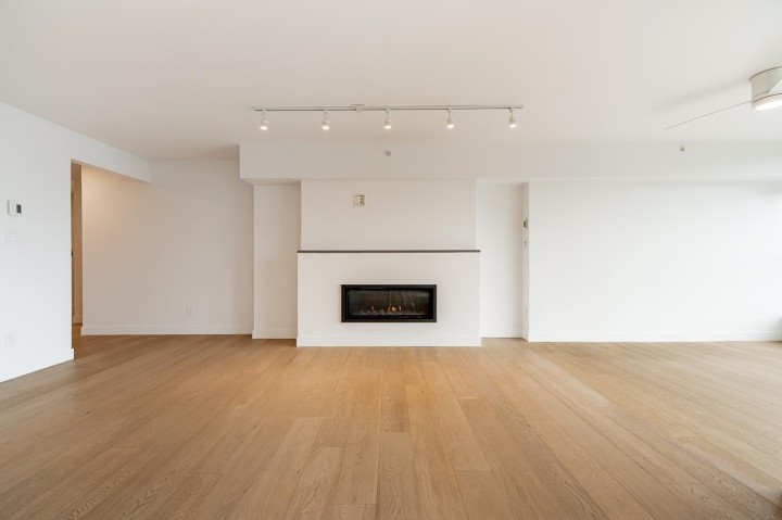 Photo 4 at 403 - 1188 Quebec Street, Downtown VE, Vancouver East