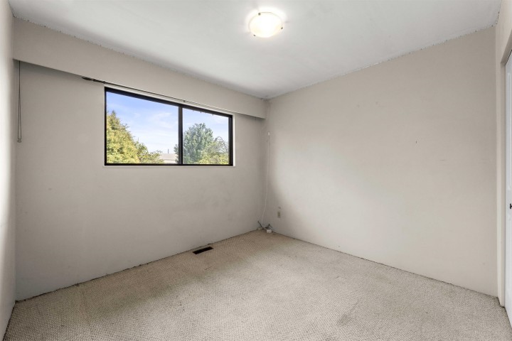 Photo 24 at 2514 E 49th Avenue, Killarney VE, Vancouver East