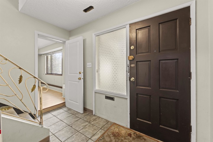 Photo 8 at 2514 E 49th Avenue, Killarney VE, Vancouver East