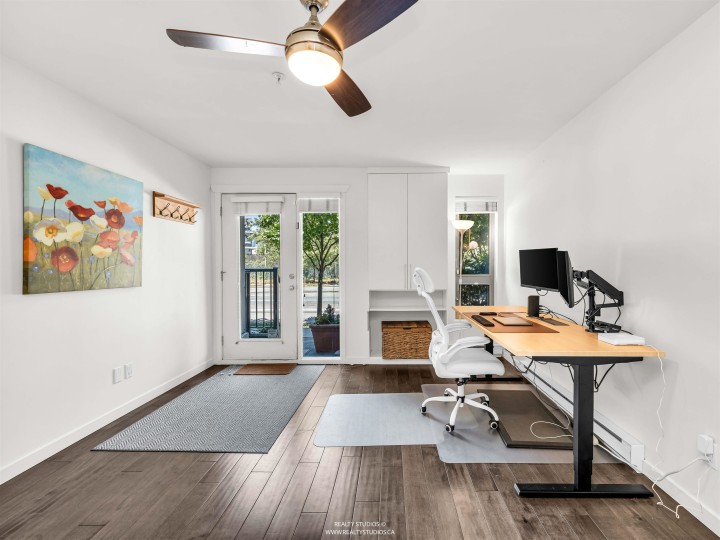 Photo 12 at 4 - 618 W 6th Avenue, Fairview VW, Vancouver West