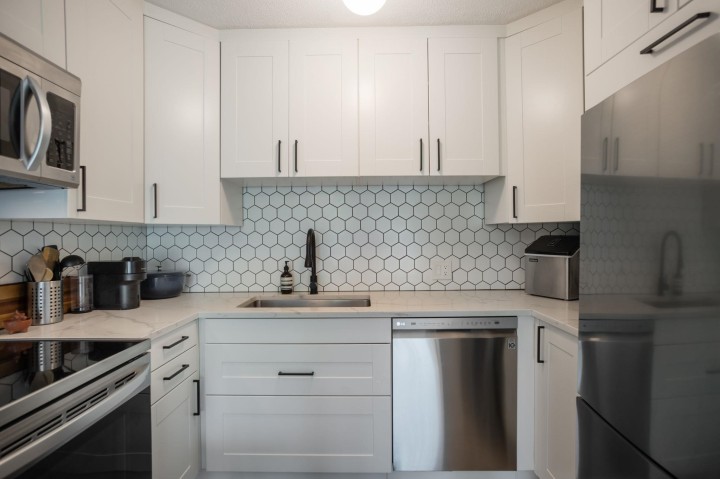 Photo 12 at 405 - 1864 Frances Street, Hastings, Vancouver East