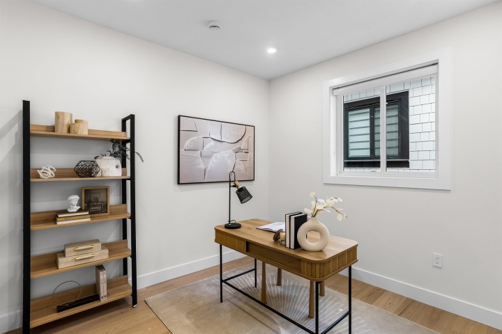 Photo 11 at 1 - 165 E 45th Avenue, Main, Vancouver East