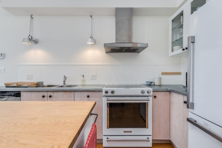 Photo 9 at 208 - 205 E 10th Avenue, Mount Pleasant VE, Vancouver East
