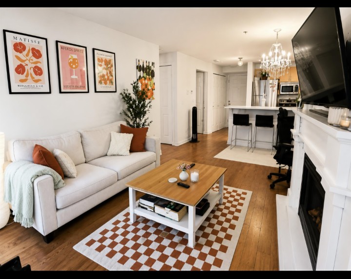Photo 9 at 3068 W 4th Avenue, Kitsilano, Vancouver West