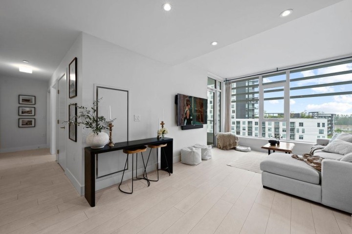 Photo 12 at 607 - 3438 Sawmill Crescent, South Marine, Vancouver East