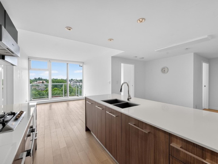 Photo 9 at 906 - 2221 E 30th Avenue, Victoria VE, Vancouver East