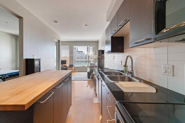 Photo 9 at 308 - 205 E 10th Avenue, Mount Pleasant VE, Vancouver East