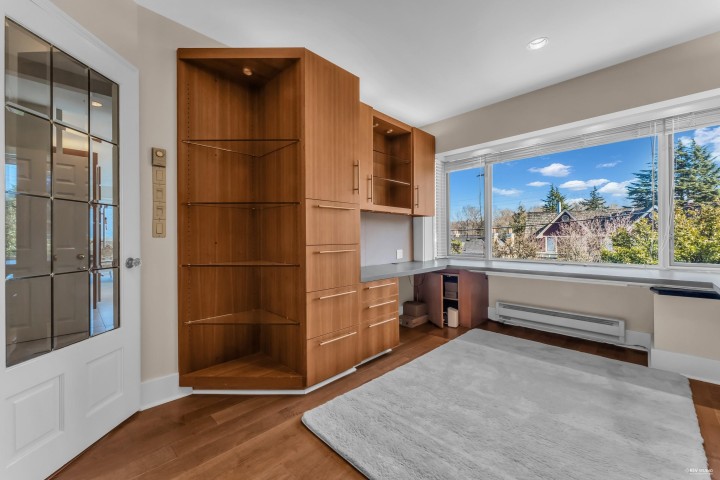 Photo 16 at 4389 Locarno Crescent, Point Grey, Vancouver West