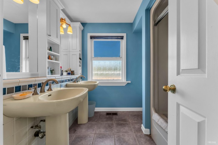 Photo 25 at 4389 Locarno Crescent, Point Grey, Vancouver West