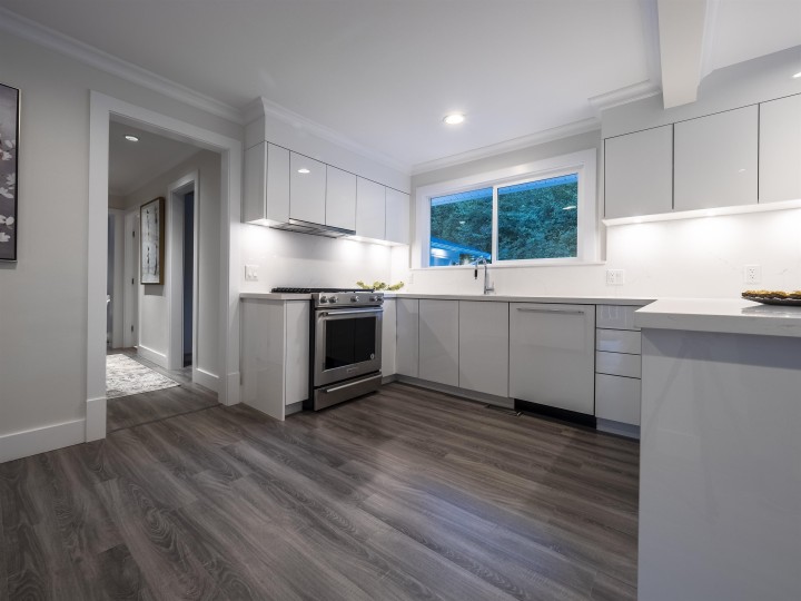 Photo 10 at 638 King Georges Way, British Properties, West Vancouver