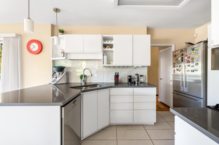 Photo 13 at 7375 Laburnum Street, S.W. Marine, Vancouver West