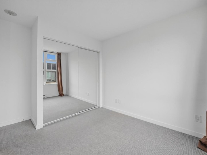 Photo 12 at 622 - 5665 Boundary Road, Collingwood VE, Vancouver East