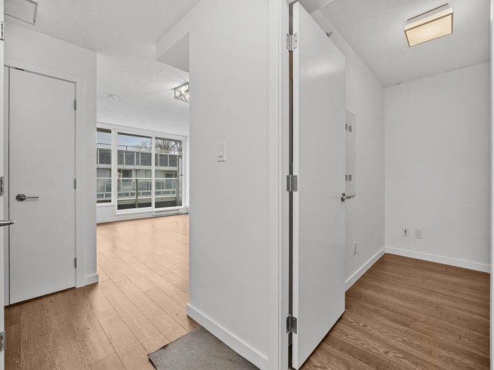 Photo 5 at 622 - 5665 Boundary Road, Collingwood VE, Vancouver East