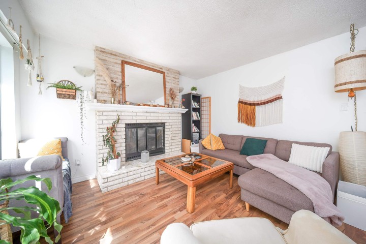 Photo 3 at 2275 Pandora Street, Hastings, Vancouver East