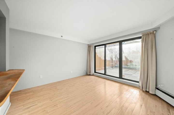 Photo 10 at 104 - 1549 Kitchener Street, Grandview Woodland, Vancouver East