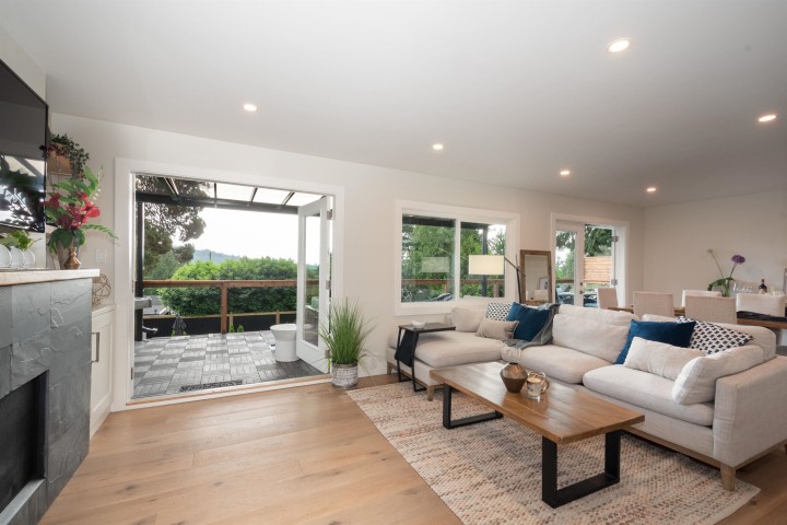 Photo 13 at 3067 Plymouth Drive, North Vancouver