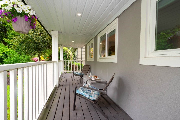 Photo 4 at 3067 Plymouth Drive, North Vancouver