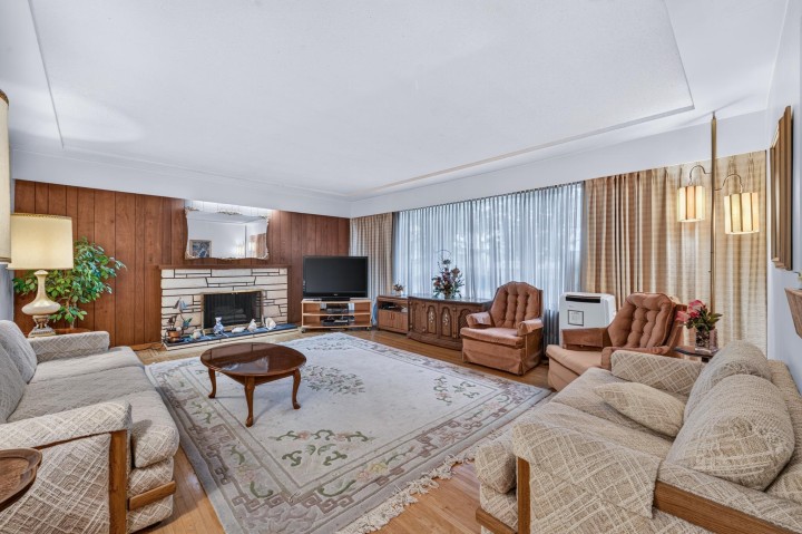 Photo 1 at 3660 E 22nd Avenue, Renfrew Heights, Vancouver East