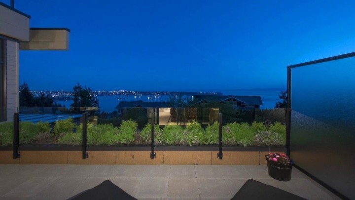 Photo 17 at 2551 Highgrove Mews, Whitby Estates, West Vancouver