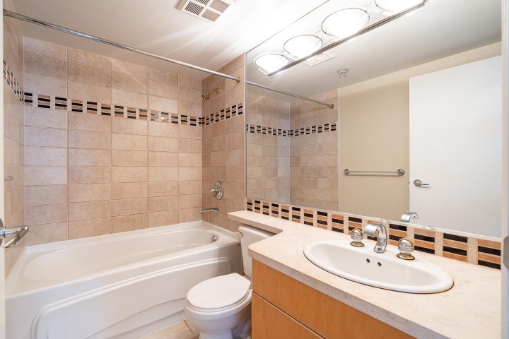 Photo 17 at 2303 - 1199 Marinaside Crescent, Yaletown, Vancouver West