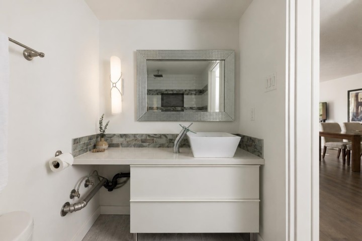 Photo 15 at 306 - 570 E 8th Avenue, Mount Pleasant VE, Vancouver East