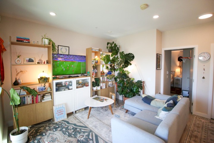 Photo 7 at 303 - 4882 Slocan Street, Collingwood VE, Vancouver East
