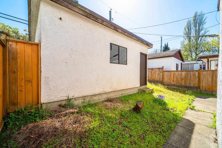 Photo 24 at 3974 W 10th Avenue, Point Grey, Vancouver West