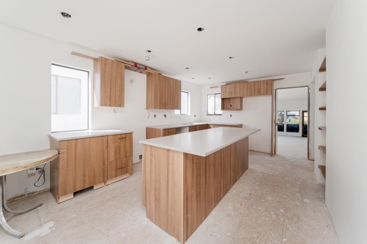 Photo 10 at 3974 W 10th Avenue, Point Grey, Vancouver West