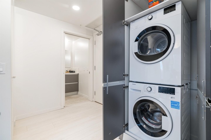 Photo 23 at 204 - 180 E 2nd Avenue, Mount Pleasant VE, Vancouver East