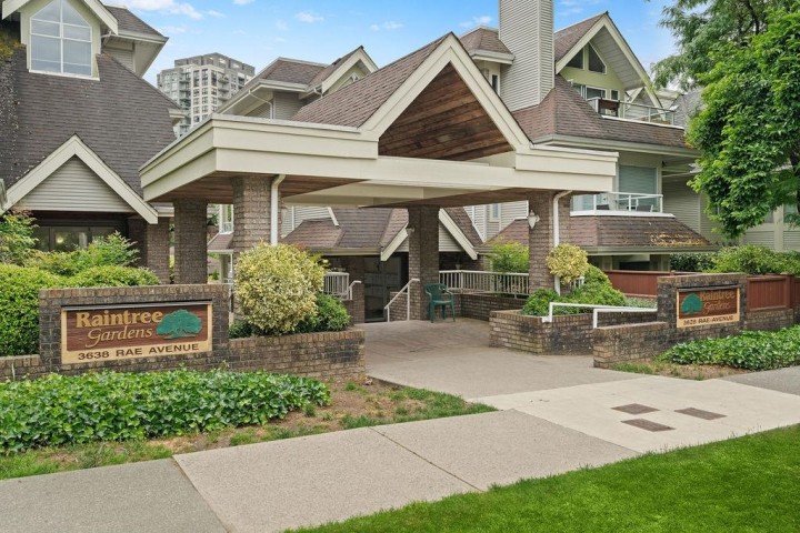 Photo 2 at 211 - 3628 Rae Avenue, Collingwood VE, Vancouver East