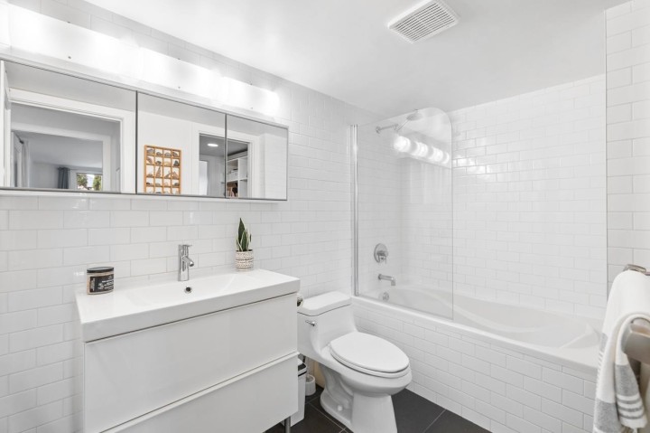 Photo 28 at 1B - 2775 Fir Street, Fairview VW, Vancouver West