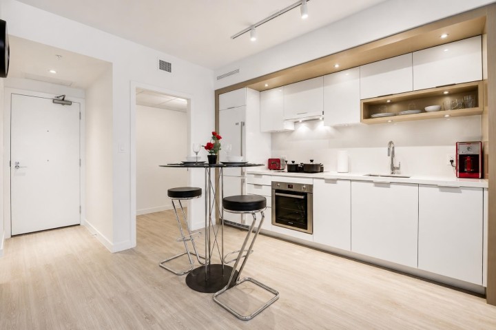 Photo 6 at 212 - 1661 Quebec Street, Mount Pleasant VE, Vancouver East