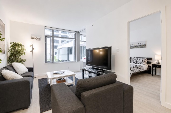 Photo 3 at 212 - 1661 Quebec Street, Mount Pleasant VE, Vancouver East
